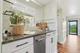 300 Horse Creek Dr, Naples, FL 34110 - Photo 11