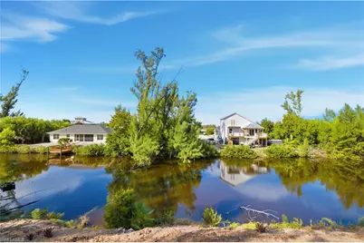 3811 Crestwell Ct, Saint James City, FL 33956 - Photo 37