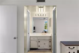 1087 Forest Lakes Dr, Naples, FL 34105 - Photo 25