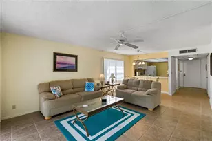 1087 Forest Lakes Dr, Naples, FL 34105 - Photo 11