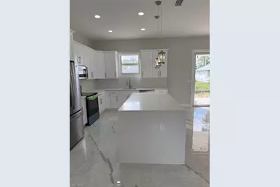 2715 10th St W, Lehigh Acres, FL 33971 - Photo 25