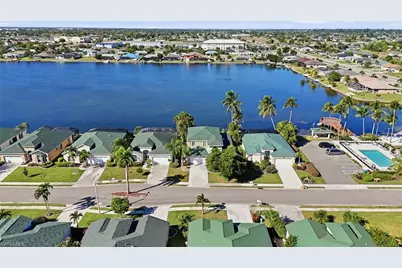 1624 Emerald Cove Dr, Cape Coral, FL 33991 - Photo 43