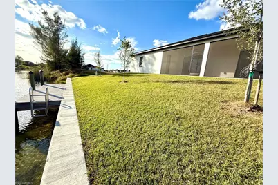 1926 NW 21st St, Cape Coral, FL 33993 - Photo 21