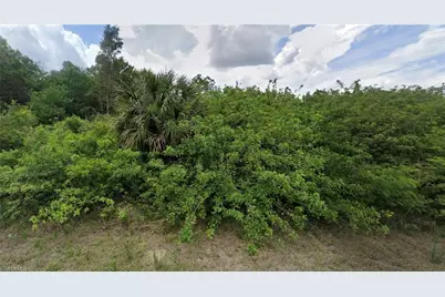 903 Michael Ave, Lehigh Acres, FL 33936 - Photo 3