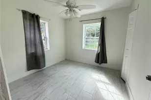 327 Montgomery Ave, Fort Myers, FL 33905 - Photo 15
