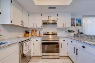 4217 SE 19th Ave, Cape Coral, FL 33904 - Photo 3