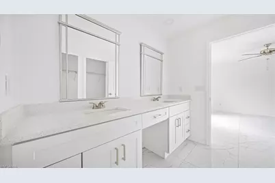 3216 Jeffcott St, Fort Myers, FL 33916 - Photo 7