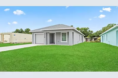 3216 Jeffcott St, Fort Myers, FL 33916 - Photo 3