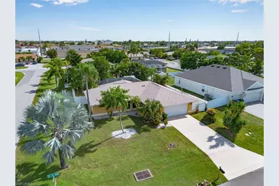 1803 SE 15th Ave, Cape Coral, FL 33990 - Photo 25