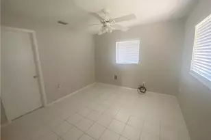 2258 Iris Way, Fort Myers, FL 33905 - Photo 5