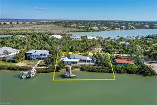 2667 Coconut Dr, Sanibel, FL 33957 - Photo 1