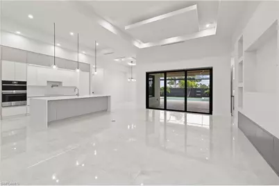 1118 Del Prado Blvd N, Cape Coral, FL 33909 - Photo 7