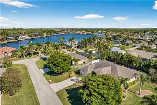 1928 SE 20th Ln, Cape Coral, FL 33990 - Photo 39