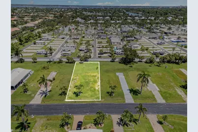 146 Raintree Ln, Fort Myers, FL 33908 - Photo 1