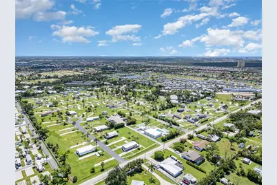 146 Raintree Ln, Fort Myers, FL 33908 - Photo 7