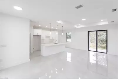 3103 E 18th St, Lehigh Acres, FL 33972 - Photo 5