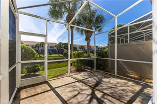 827 Hampton Cir, Naples, FL 34105 - Photo 27