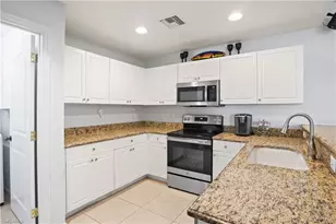 4301 NE 9th Pl, Cape Coral, FL 33909 - Photo 13