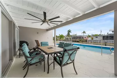 250 Donora Blvd, Fort Myers Beach, FL 33931 - Photo 27