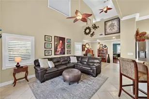 821 James St, Fort Myers, FL 33916 - Photo 7