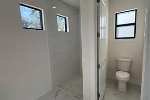 656 Foxchase Dr, Lehigh Acres, FL 33974 - Photo 43