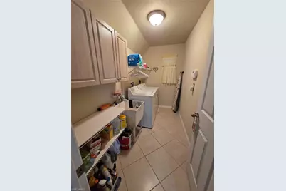 1725 SW 49th Ln, Cape Coral, FL 33914 - Photo 9