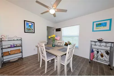 1324 SW 8th Pl, Cape Coral, FL 33991 - Photo 9