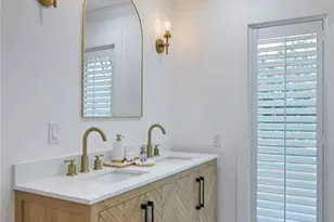 1224 Kittiwake Cir, Sanibel, FL 33957 - Photo 23
