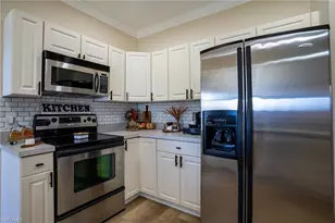 1909 NE 1st Pl, Cape Coral, FL 33909 - Photo 9