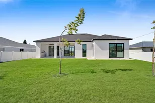 1325 NW 13th Pl, Cape Coral, FL 33993 - Photo 7