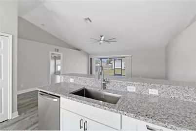 409 NE 25th Ter, Cape Coral, FL 33909 - Photo 9