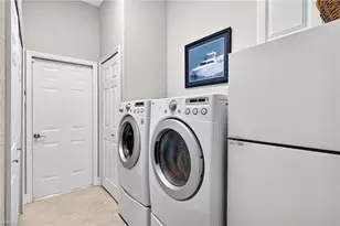 9513 Mariners Cove Ln, Fort Myers, FL 33919 - Photo 31