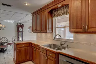 3117 SE 19th Ave, Cape Coral, FL 33904 - Photo 19