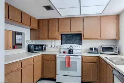 7056 Nantucket Cir #8, North Fort Myers, FL 33917 - Photo 17