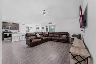 840 Youngreen Dr, Fort Myers, FL 33913 - Photo 17