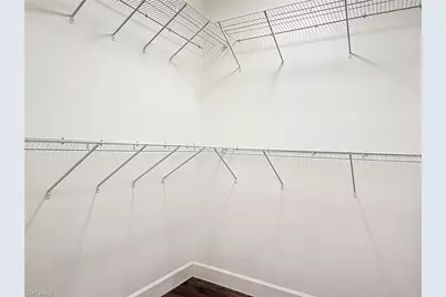 3668 Parkridge Cir, Sarasota, FL 34243 - Photo 23