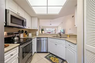 774 Wiggins Lake Dr, Naples, FL 34110 - Photo 9