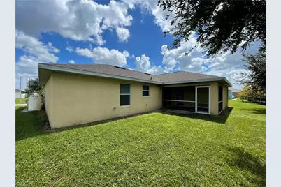 1908 NE 7th Ave, Cape Coral, FL 33909 - Photo 3