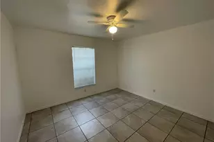 1908 NE 7th Ave, Cape Coral, FL 33909 - Photo 5