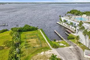 3000 Oasis Grand Blvd, Fort Myers, FL 33916 - Photo 39