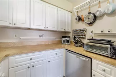 257 Briar Ct, Lehigh Acres, FL 33936 - Photo 11