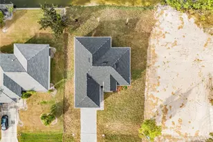 319 NW 14th St, Cape Coral, FL 33993 - Photo 23