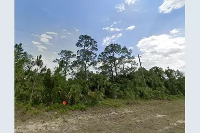 5010 NE Tradewinds Cir, Labelle, FL 33935 - Photo 1