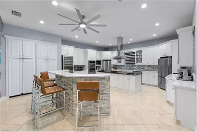 837 SW 22nd Ter, Cape Coral, FL 33991 - Photo 11