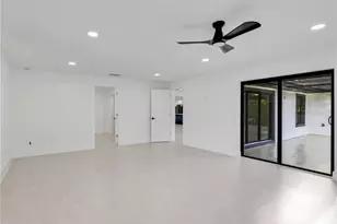 1365 Kingswood Ct, Fort Myers, FL 33919 - Photo 25