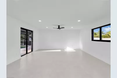 1365 Kingswood Ct, Fort Myers, FL 33919 - Photo 23