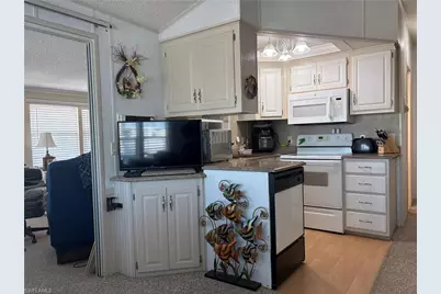 11207 Sunglow Ln #Y2, Fort Myers, FL 33908 - Photo 3