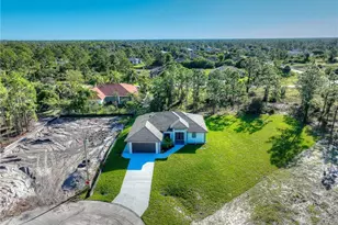 656 Crabtree Ct, Lehigh Acres, FL 33974 - Photo 33