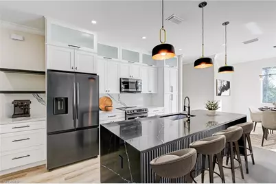 656 Crabtree Ct, Lehigh Acres, FL 33974 - Photo 9