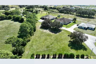 20083/085 Petrucka Cir N, Lehigh Acres, FL 33936 - Photo 1